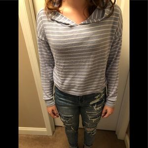 Long sleeve crop top hoody;Color: light blue;Med.